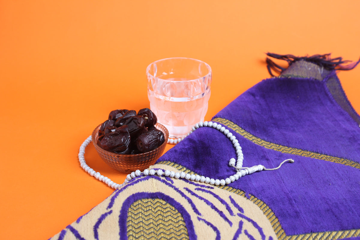 Can You Drink Water During Ramadan? The Muslim Holiday Shop
